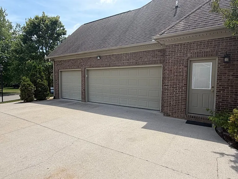 4601 Ivy Rose Dr — Photo 20