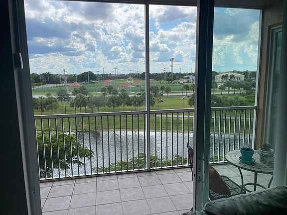 3rd image of 7725 Yardley Dr APT 407