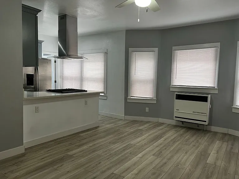 338 Cedar Ave — Photo 8