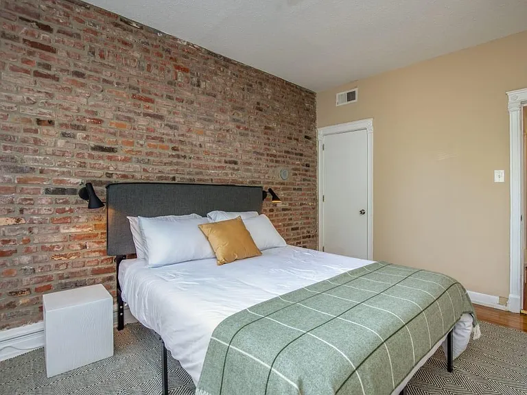 Lyndon Apartment — Photo 15