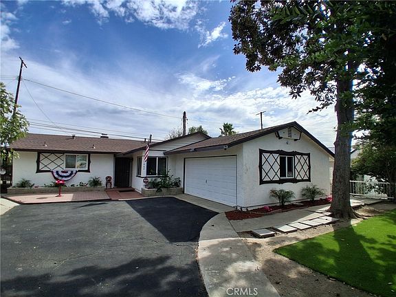 2nd image of 11662 Glamis St