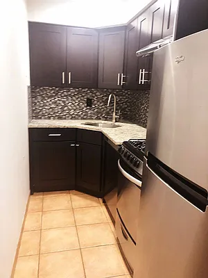 Rented by NY Space Finders Inc. | media 35