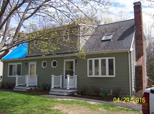 97 Hayward St, Franklin, MA 02038