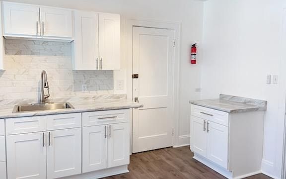 5th image of 3441 W 99th St #3441