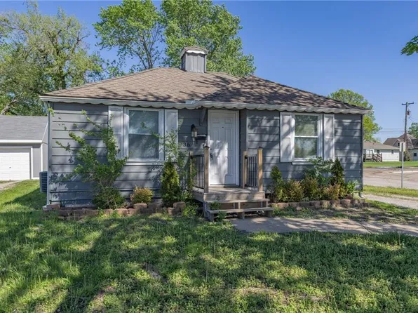 736 S Kansas Ave, Olathe, KS 66061