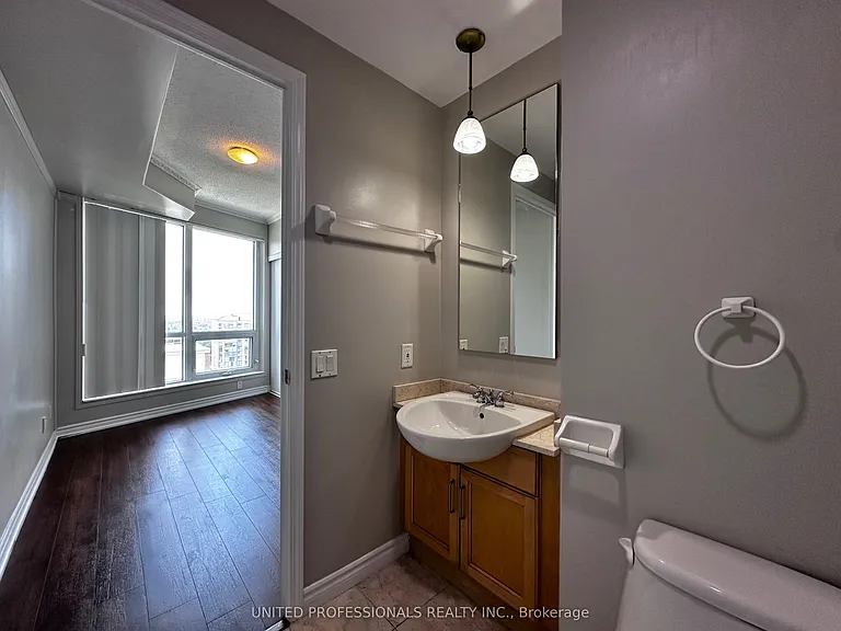 60 Byng Ave #1812 — Photo 13