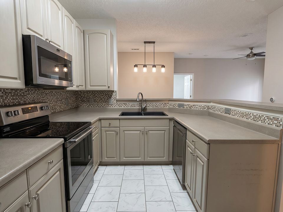 1st image of 100 Kensington Blvd APT 1106
