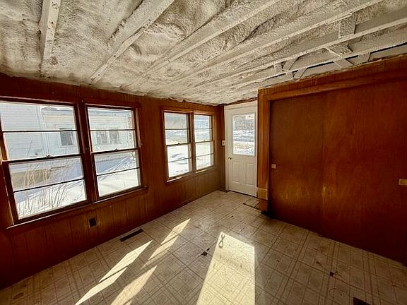 4th image of 21 Hicks Road