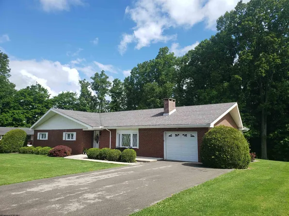 103 Seemont Dr, Kingwood, WV 26537