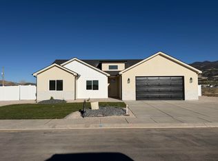 4062 N 970 E, Enoch, UT 84721