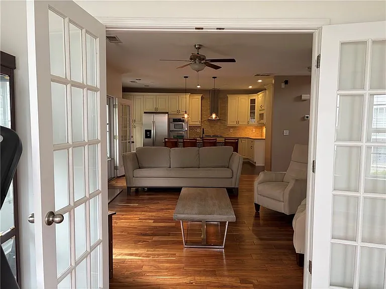 12835 Morningpark Cir — Photo 19