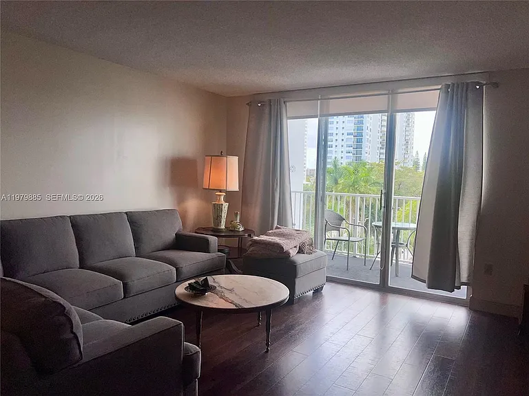2801 NE 183rd St #507W — Photo 4