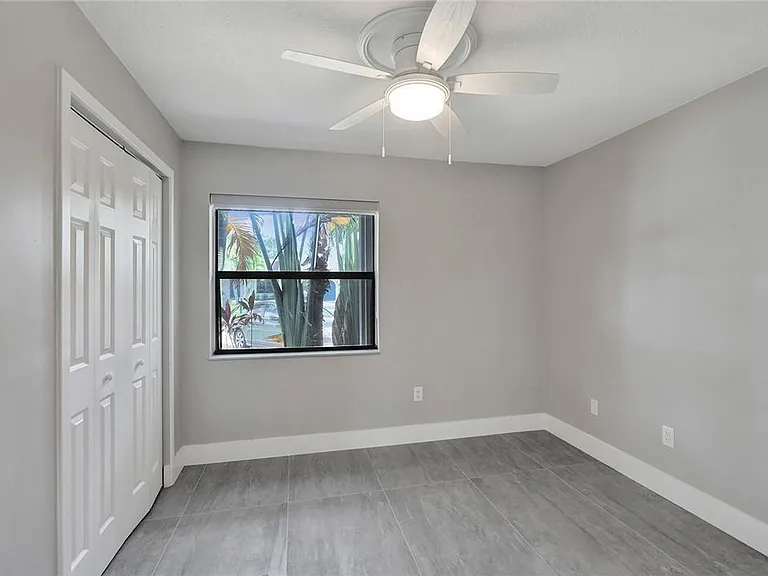 11627 SW 50th St #1 — Photo 10