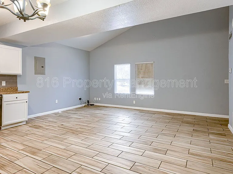 6901 Jackson Ave #6903 — Photo 4