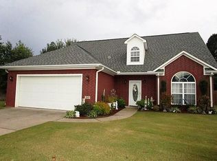 213 Casey Ln, Florence, AL 35633