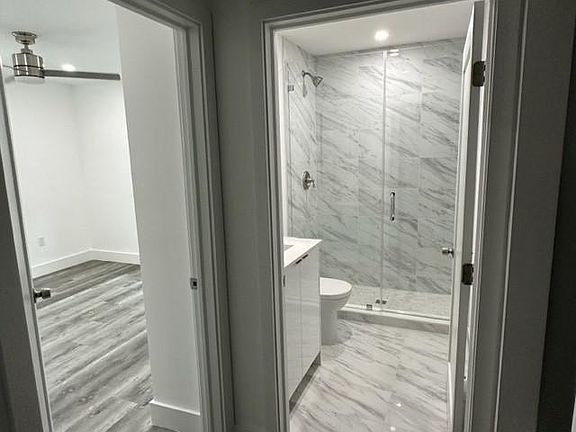 4th image of 107 Southwest Ave #0