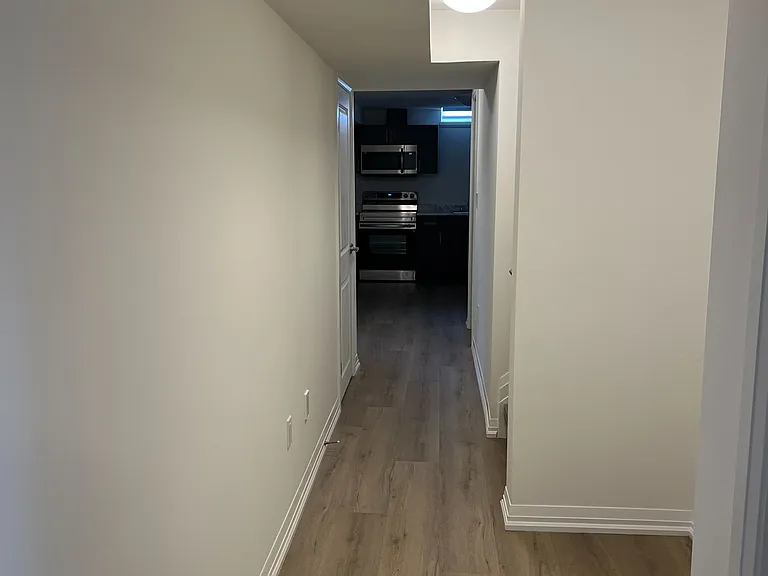 84 Acacia Rd #LOWER — Photo 11