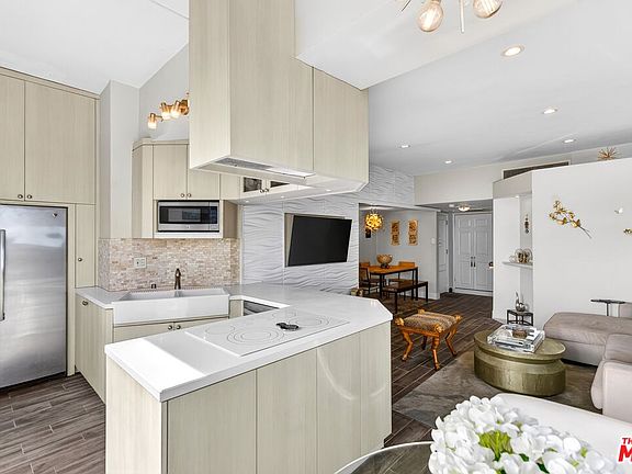 5th image of 10501 Wilshire Blvd Unit 1005