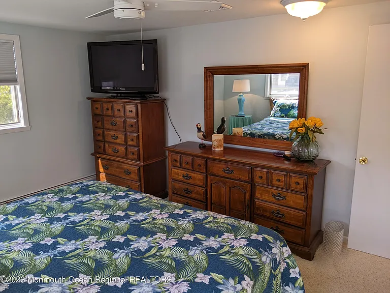 289 Monterey Cir — Photo 10