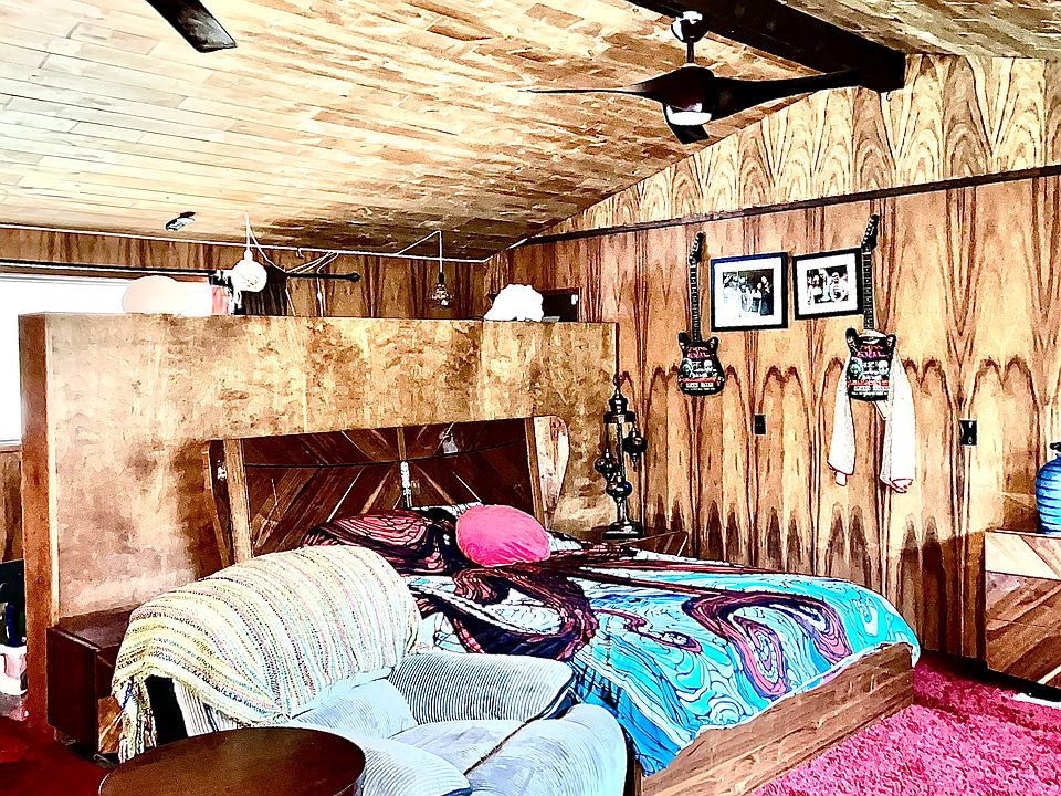 1st image of 11608 Tulare Way W