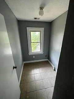3346 Agnes Ave — Photo 7