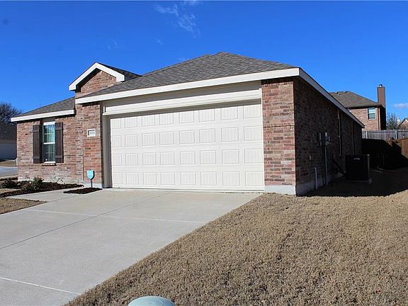 3rd image of 3001 Pinyon Pl