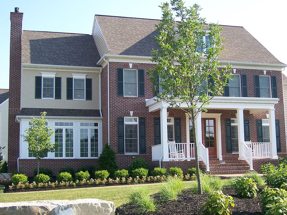 2nd image of 1308 Veranda Way