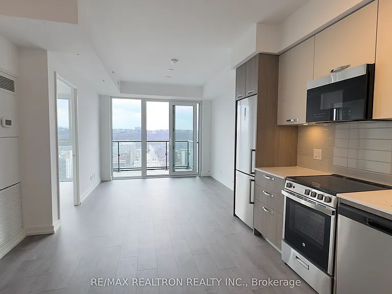 75 James St S #2912 — Photo 1
