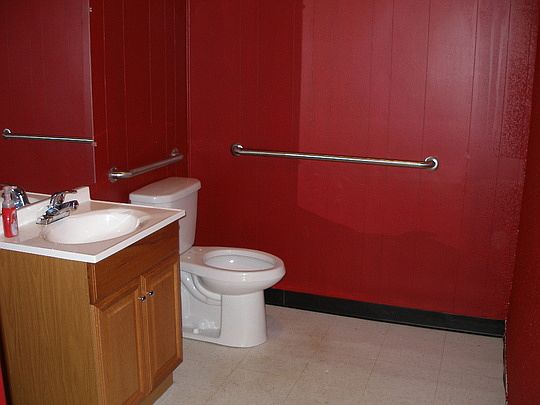 3rd image of 1111 N Main Ave