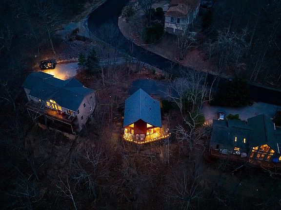 2nd image of 229 Hogan Ct