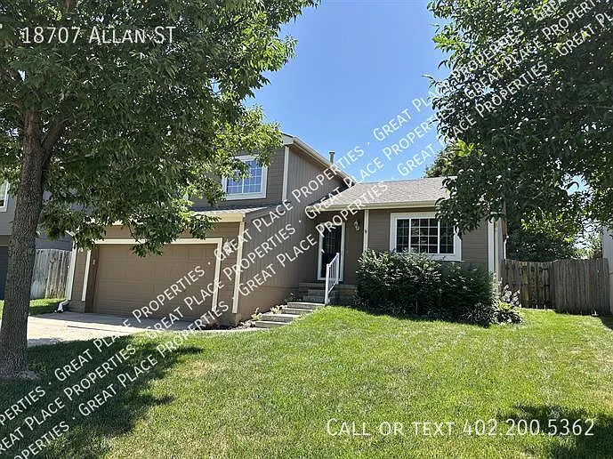 3 bed, 1427 sqft, $2,199 — Photo 3