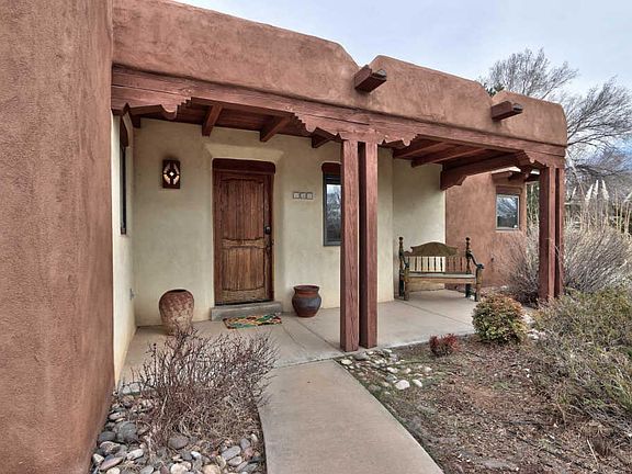 4th image of 131 Don Quijote Ct