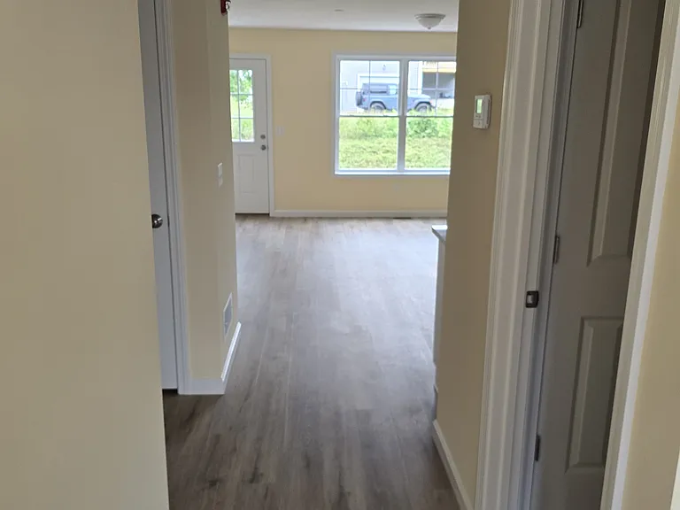 2-5 Megway Ct — Photo 20