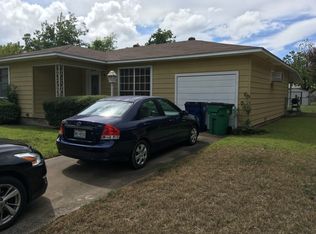 6004 Sayle St, Greenville, TX 75402