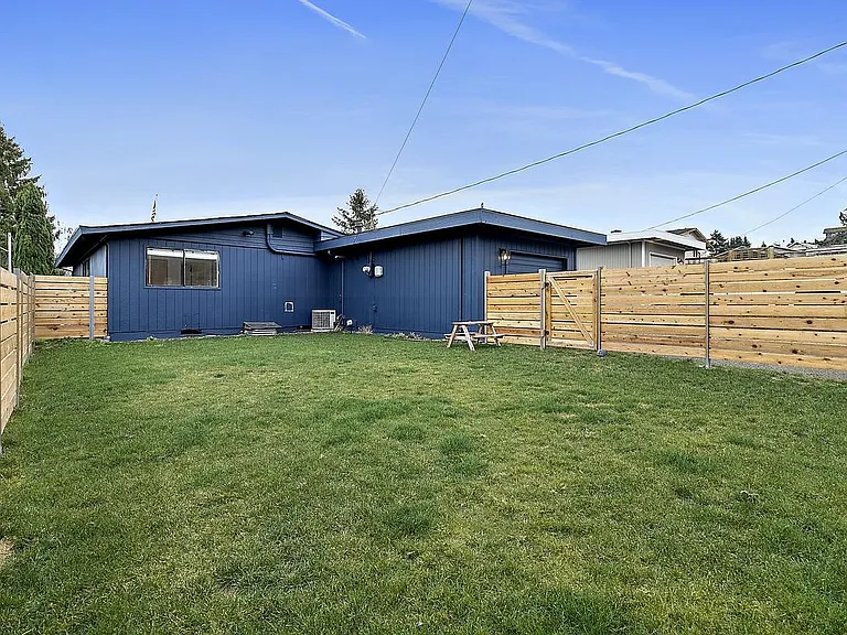 5046 N Lexington St — Photo 13