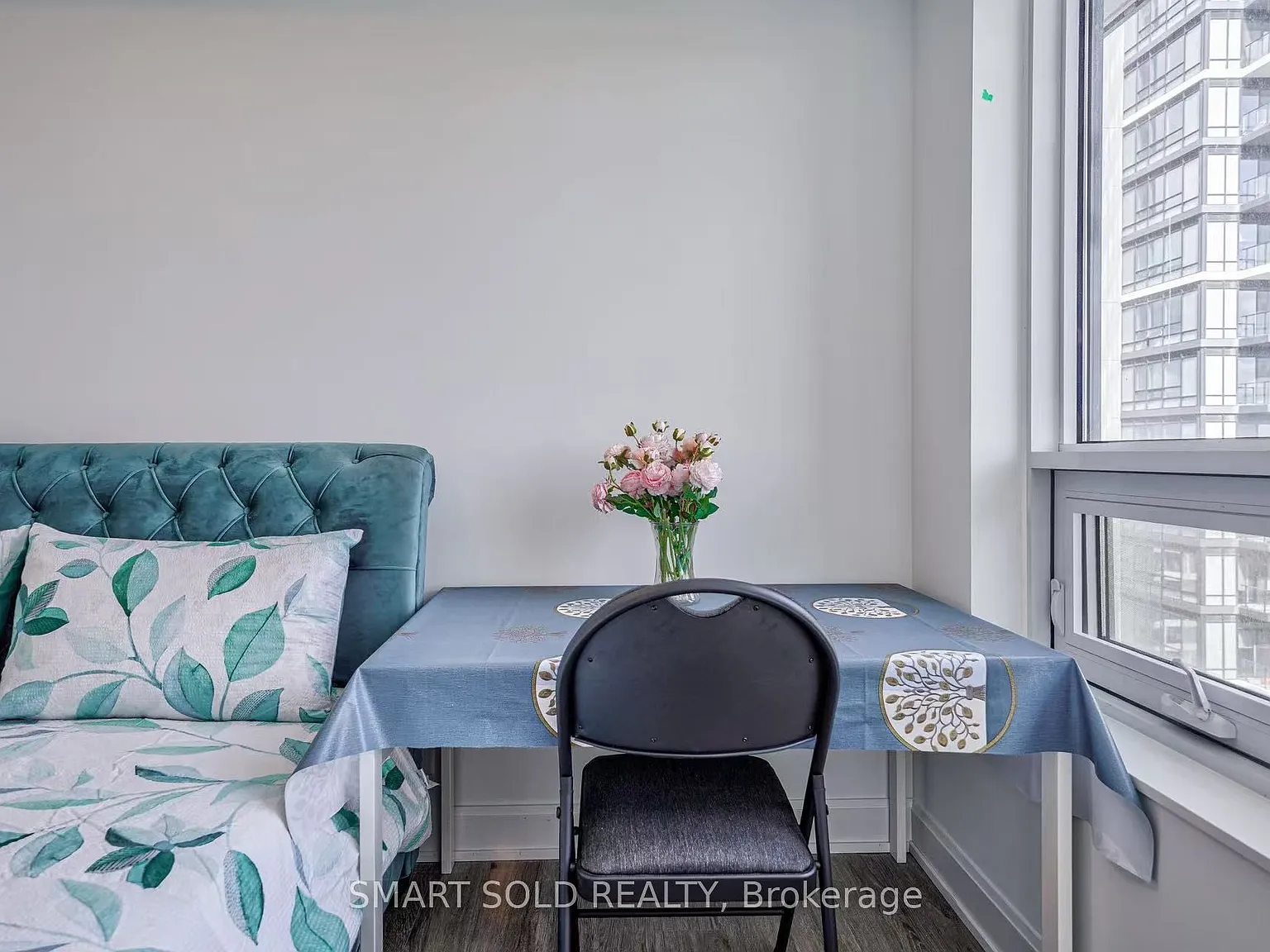 1 bed, $2,000 — Photo 2