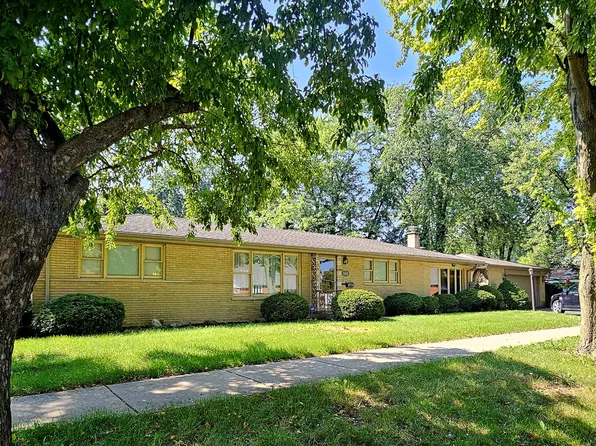 5400 W 85th St, Burbank, IL 60459