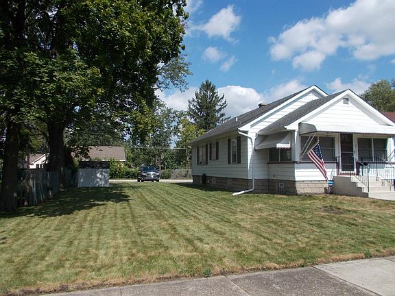2nd image of 3413 Jewett Ave