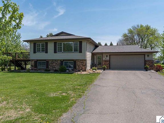 2nd image of 115 Tami Ln