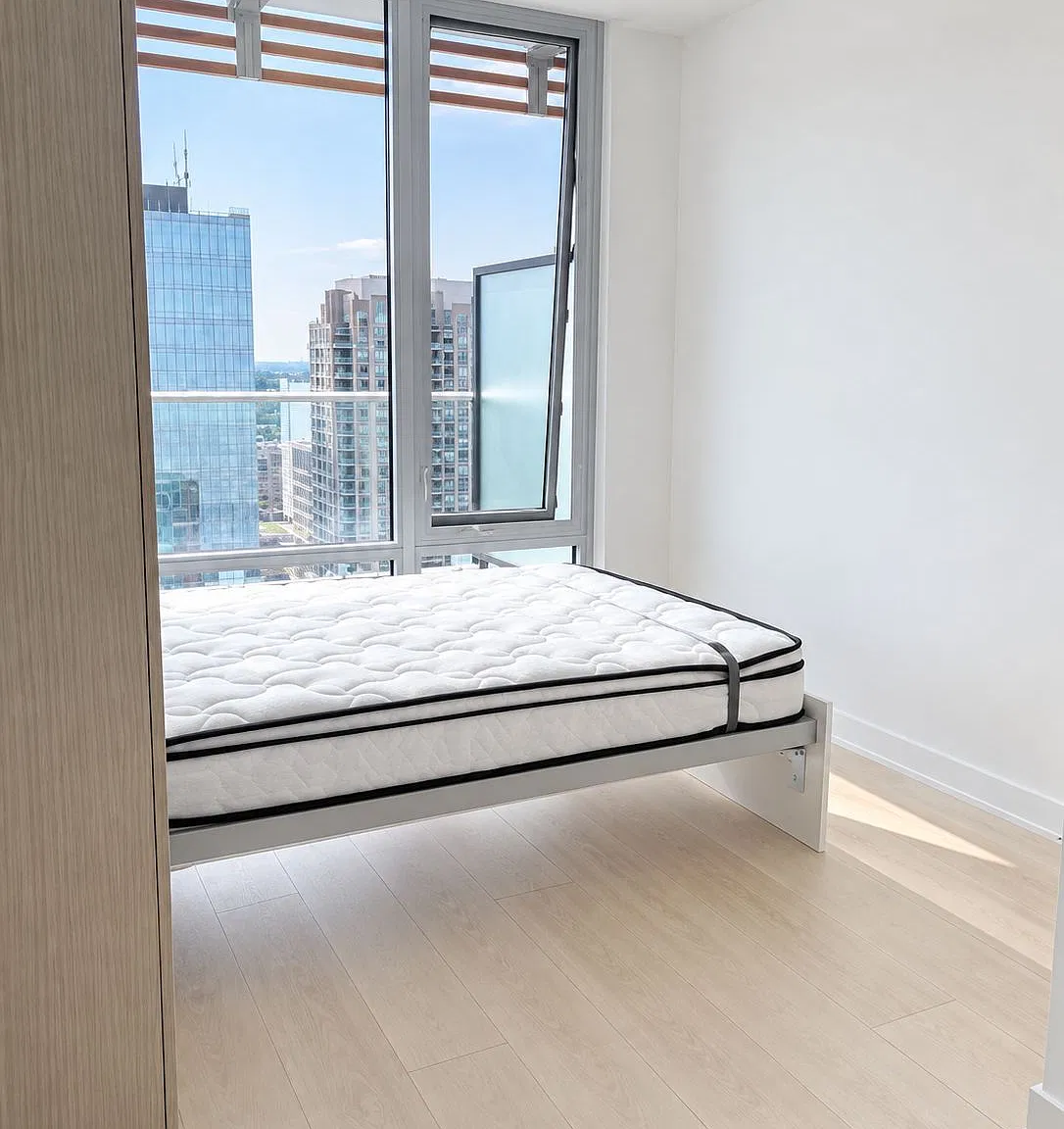 2 bed, $2,550 — Photo 2