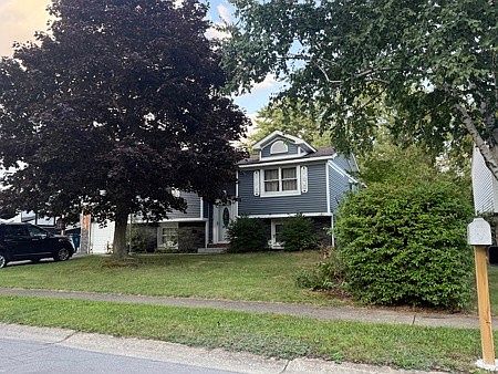2nd image of 7023 Waring Cir