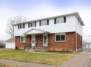 210 Meadowlawn Rd, Cheektowaga, NY 14225