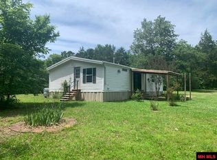 1094 N Maple St, Yellville, AR 72687