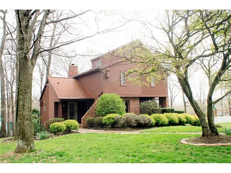 2551 Derby Ct photo 1