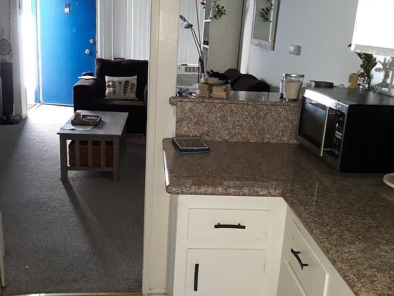 2nd image of 14134 Burbank Blvd APT 14