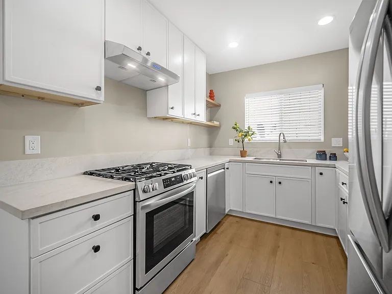3501 Marguerite St #4 — Photo 5