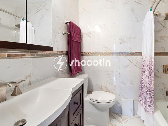 4th image of 100 Beekman St APT 17L