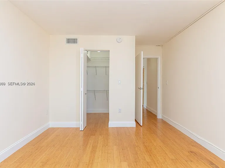 8100 Byron Ave #501 — Photo 14