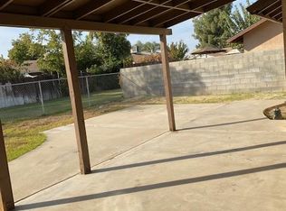 5909 Stone Bridge Ln, Bakersfield, CA 93313