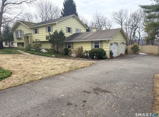 16 Dogwood Drive, New Milford, CT 06776